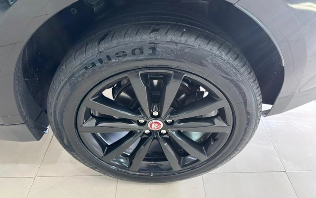 imagem-https://www.socarrao.com.br/sc-vehicle-images-prod/1026170/1779383952214-7944787_7_B_0ebd03c619.jpeg