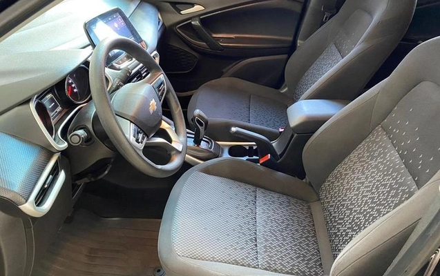 imagem-https://www.socarrao.com.br/sc-vehicle-images-prod/1026185/1779384063078-7924932_13_B_d7d01f0f1b.jpeg