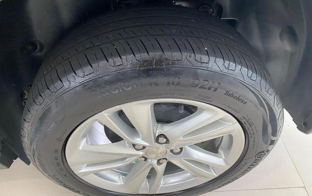 imagem-https://www.socarrao.com.br/sc-vehicle-images-prod/1026185/1779384063093-7924932_7_B_fbc383f52a.jpeg