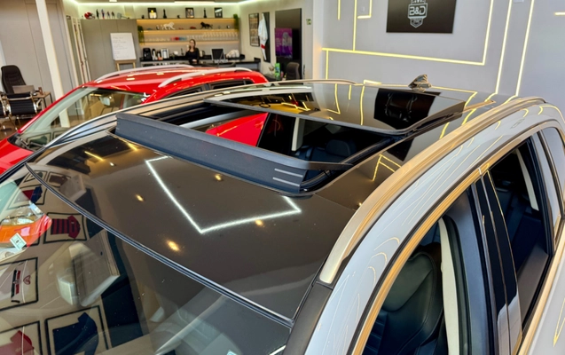 imagem-https://www.socarrao.com.br/sc-vehicle-images-prod/1026273/1776975309331-01da8ba1-f294-4bf5-b422-00b643e32529.jpg