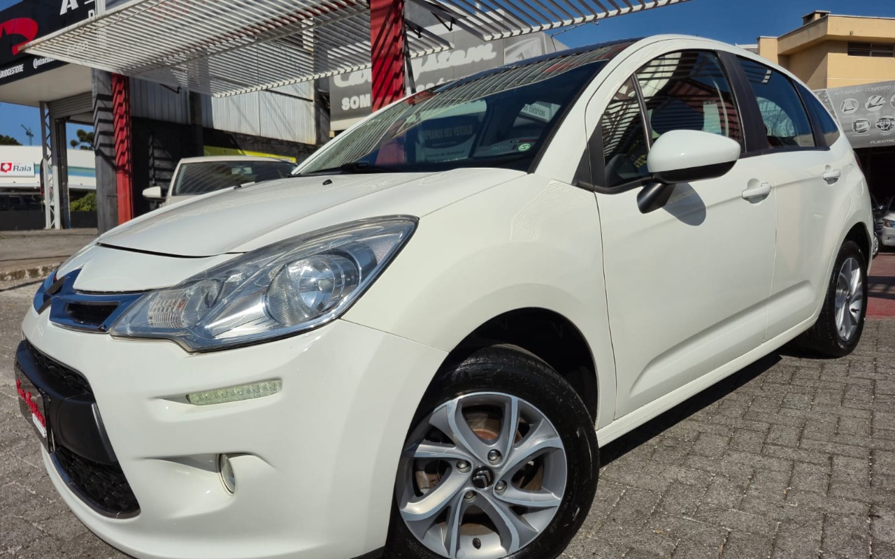 Citroën C3 Tendance 1.5 Flex 8V 5p Mec. na cor Branco em Curitiba / PR - 1026336
