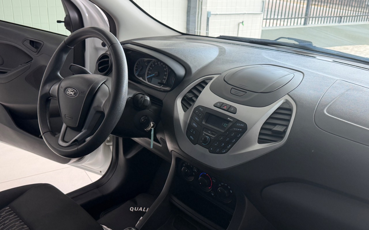 imagem-https://www.socarrao.com.br/sc-vehicle-images-prod/1026341/1776975987394-SU1HXzQ3OTkuanBlZw.jpeg