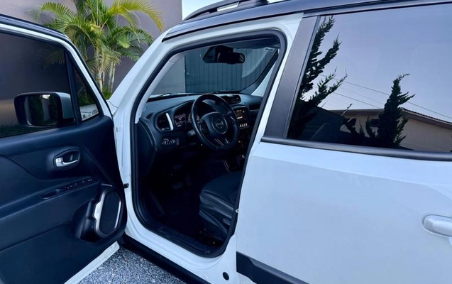 imagem-https://www.socarrao.com.br/sc-vehicle-images-prod/1026432/1788554202103-7364475_9_B_8b196acc68.jpeg