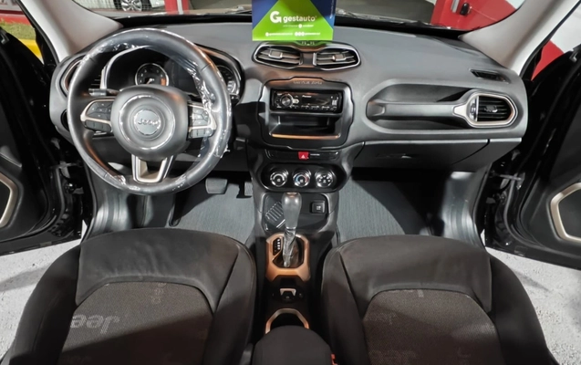 imagem-https://www.socarrao.com.br/sc-vehicle-images-prod/1026559/1776978941584-MWMyYTQ5OTItOTI5ZS00YmY5LWJjODUtNzM2OTg5OGZiYTMyLmpwZw.jpg