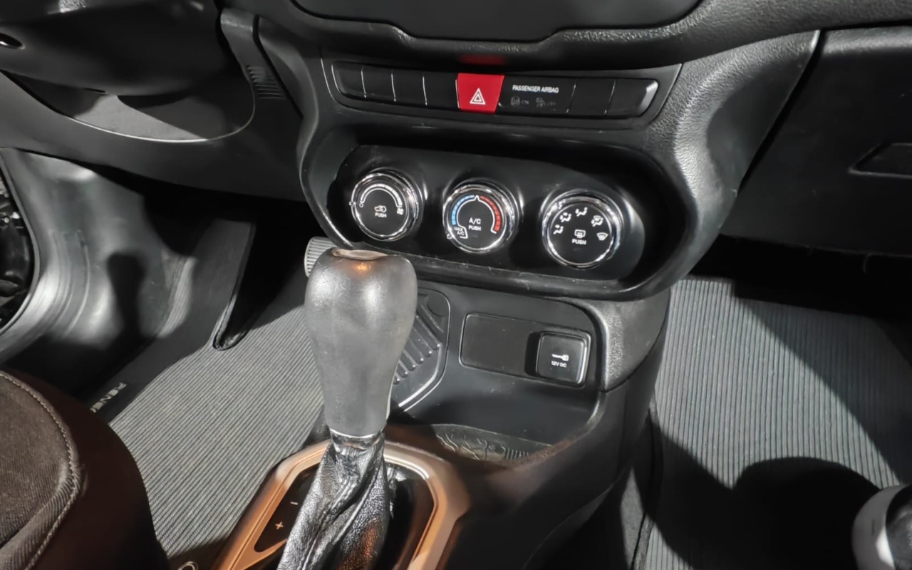 imagem-https://www.socarrao.com.br/sc-vehicle-images-prod/1026559/1776978942778-YTYyN2UxZTctZjQ1OC00YjVhLWFhY2UtNmVmNTk2OTJlNjE3LmpwZw.jpg