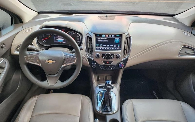 imagem-https://www.socarrao.com.br/sc-vehicle-images-prod/1026659/1788289988899-8021115_11_B_8852e6b0ed.jpeg