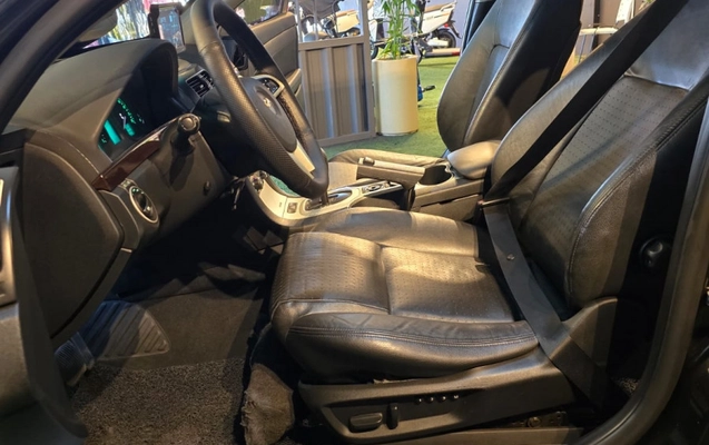 imagem-https://www.socarrao.com.br/sc-vehicle-images-prod/1026662/1776989022503-wgcjo6xFMwjmO40Exe3EK8gUI6wRJSiI.jpg