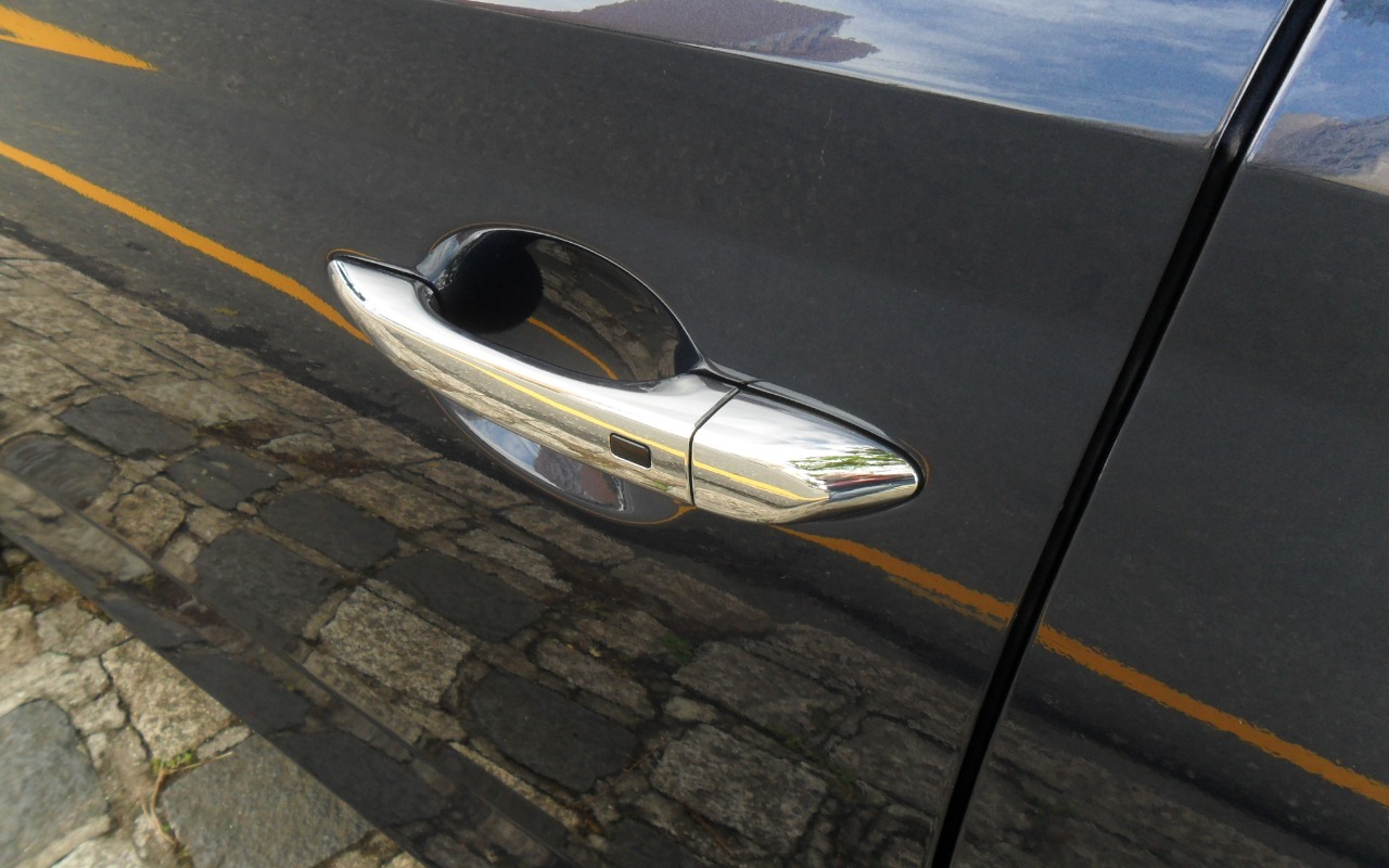 imagem-https://www.socarrao.com.br/sc-vehicle-images-prod/1027130/1777300575338-U0FNXzMzOTkuSlBH.JPG