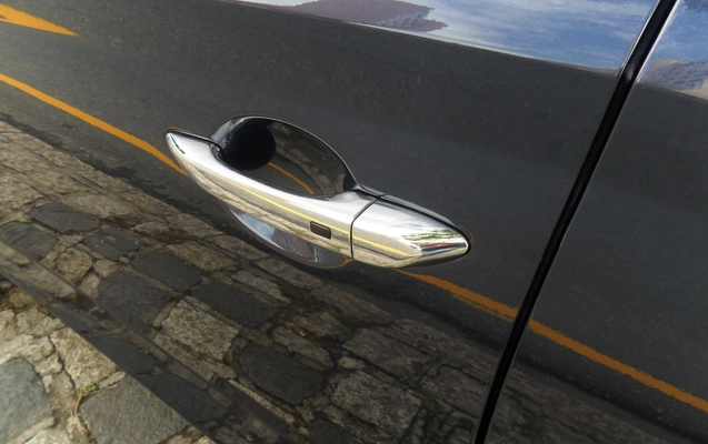 imagem-https://www.socarrao.com.br/sc-vehicle-images-prod/1027130/1777300575338-U0FNXzMzOTkuSlBH.JPG