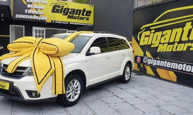 imagem-https://www.socarrao.com.br/sc-vehicle-images-prod/1027550/1777033587233-5437913_16_B_496290d0a1.jpeg