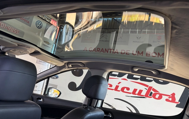 imagem-https://www.socarrao.com.br/sc-vehicle-images-prod/1027586/1780322845696-0a3fe1cb-709e-4b93-bd86-d714fe2f7bd1.jpg