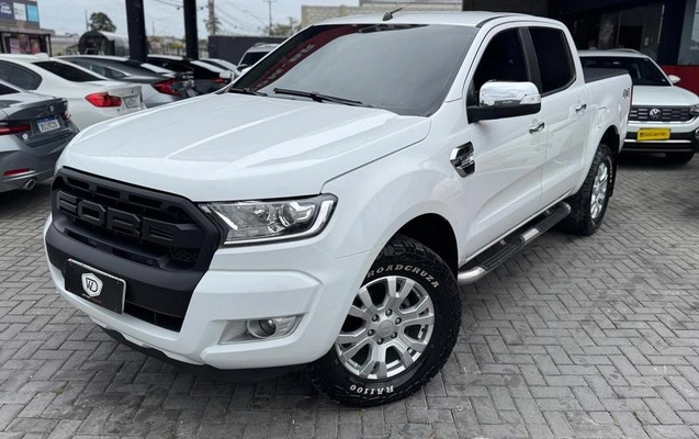 imagem-https://www.socarrao.com.br/sc-vehicle-images-prod/1027682/1785934518726-7625628_1_B_1e36c50df1.jpeg