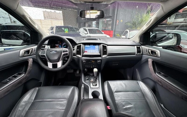 imagem-https://www.socarrao.com.br/sc-vehicle-images-prod/1027682/1785934518733-7625628_20_B_19bc5bb486.jpeg