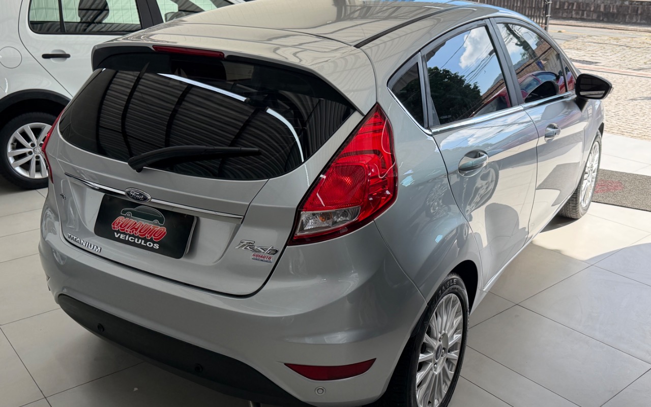 imagem-https://www.socarrao.com.br/sc-vehicle-images-prod/1027702/1777037588921-SU1HXzQ4NzMuanBlZw.jpeg