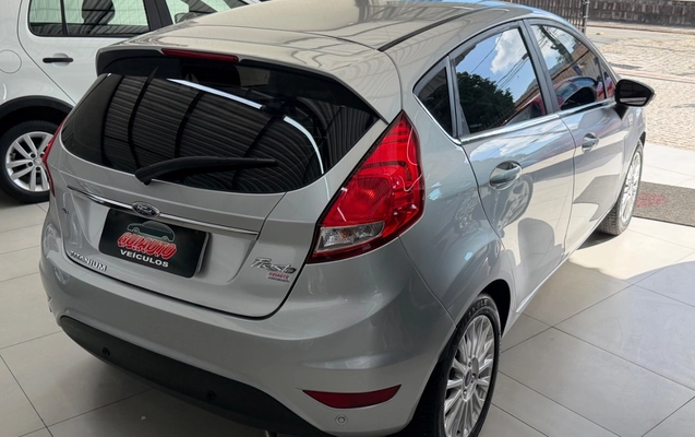imagem-https://www.socarrao.com.br/sc-vehicle-images-prod/1027702/1777037588921-SU1HXzQ4NzMuanBlZw.jpeg