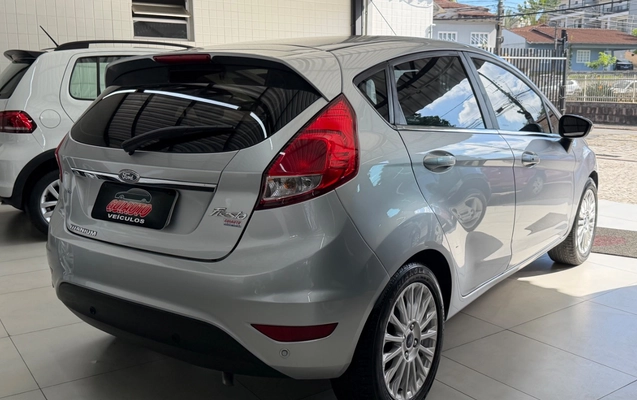 imagem-https://www.socarrao.com.br/sc-vehicle-images-prod/1027702/1777037588990-SU1HXzQ4NzQuanBlZw.jpeg