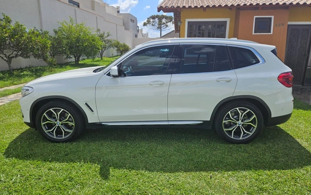 imagem-https://www.socarrao.com.br/sc-vehicle-images-prod/1027763/1777038756814-8_023539.jpg