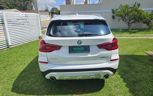 imagem-https://www.socarrao.com.br/sc-vehicle-images-prod/1027763/1777038756816-9_023539.jpg