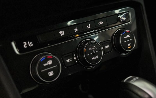 imagem-https://www.socarrao.com.br/sc-vehicle-images-prod/1027833/1781019267867-7763204_33_B_ac823d3805.jpeg