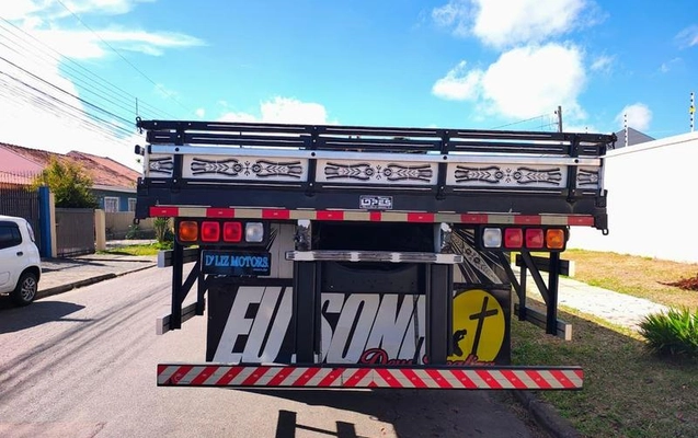 imagem-https://www.socarrao.com.br/sc-vehicle-images-prod/1027860/1787669241950-8023026_7_B_90ff7b6b6c.jpeg