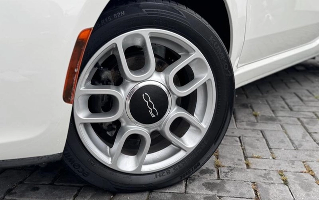 imagem-https://www.socarrao.com.br/sc-vehicle-images-prod/1027866/1784636902080-7101163_3_B_ec0d3b994b.jpeg
