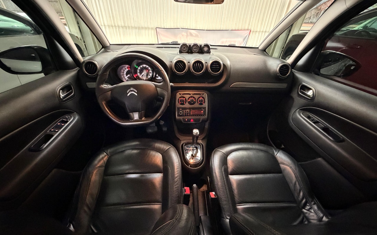 imagem-https://www.socarrao.com.br/sc-vehicle-images-prod/1027899/1777041668544-V2hhdHNBcHAgSW1hZ2UgMjAyNi0wNC0yNCBhdCAxMS4xOS4zMyAoMSkuanBlZw.jpeg