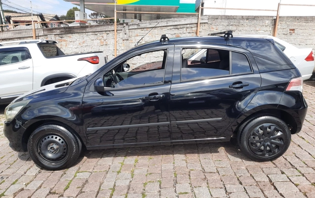 imagem-https://www.socarrao.com.br/sc-vehicle-images-prod/1028178/1777047489793-SU1HLTIwMjYwNDI0LVdBMDAyMC5qcGc.jpg
