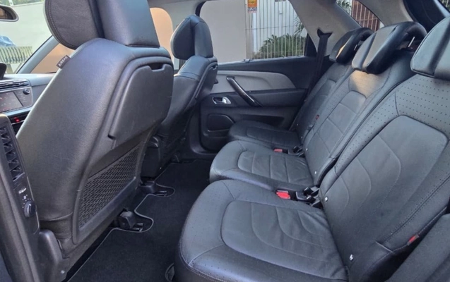 imagem-https://www.socarrao.com.br/sc-vehicle-images-prod/1028352/1777052834360-U2NyZWVuc2hvdF8yMDI2LTAyLTE3LTE2LTEyLTQwLTA2OV9jb20uZmFjZWJvb2sua2F0YW5hLmpwZw.jpg