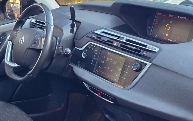 imagem-https://www.socarrao.com.br/sc-vehicle-images-prod/1028352/1777052835822-MjY4NjI3MjQ2MjA4MjU3IC0gQ29waWEuSlBFRw.JPEG