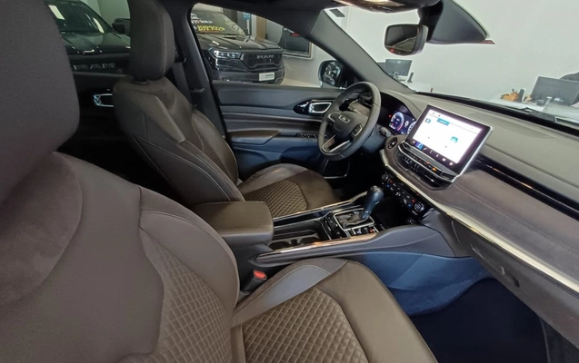 imagem-https://www.socarrao.com.br/sc-vehicle-images-prod/1028376/1785498208612-vehicle_image_1777051700_d88abba476bf672e323ed60b0e61a14a.jpeg