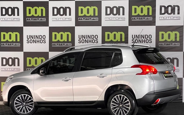 imagem-https://www.socarrao.com.br/sc-vehicle-images-prod/1028436/1777052869517-522669eba92e3a7ee.jpeg