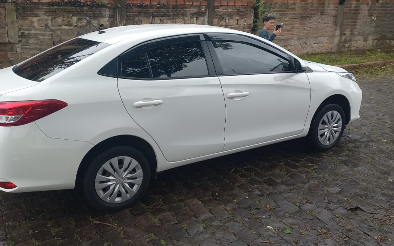 imagem-https://www.socarrao.com.br/sc-vehicle-images-prod/1028448/1777053126738-V2hhdHNBcHAgSW1hZ2UgMjAyNi0wNC0yNCBhdCAxNC4yMC4wMy5qcGVn.jpeg