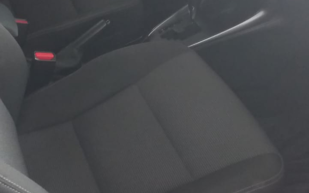 imagem-https://www.socarrao.com.br/sc-vehicle-images-prod/1028448/1777053127424-V2hhdHNBcHAgSW1hZ2UgMjAyNi0wNC0yNCBhdCAxNC4yMC4wNCAoMSkuanBlZw.jpeg