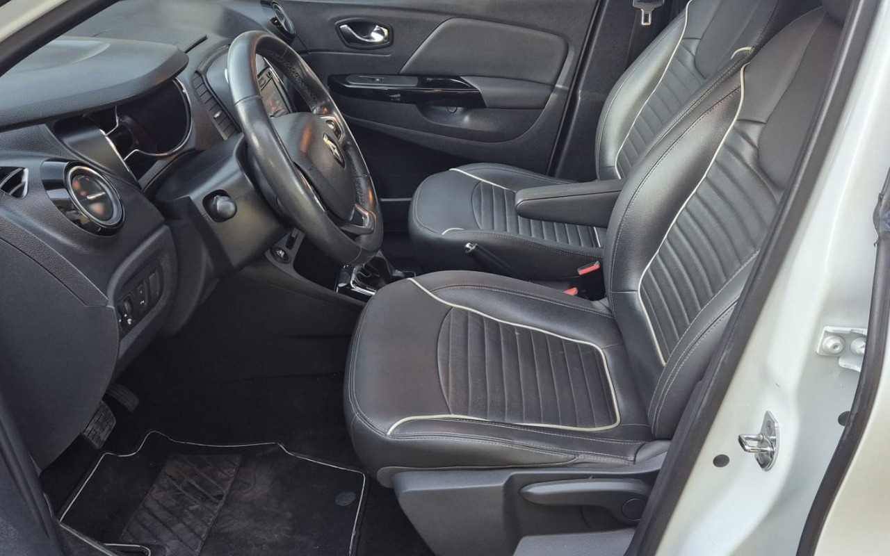 imagem-https://www.socarrao.com.br/sc-vehicle-images-prod/1028451/1777053182785-V2hhdHNBcHAgSW1hZ2UgMjAyNi0wNC0yNCBhdCAxMS4yMS41MiAoMykuanBlZw.jpeg