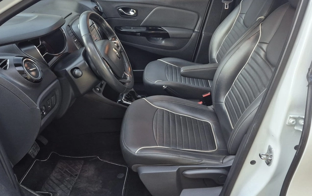 imagem-https://www.socarrao.com.br/sc-vehicle-images-prod/1028451/1777053182785-V2hhdHNBcHAgSW1hZ2UgMjAyNi0wNC0yNCBhdCAxMS4yMS41MiAoMykuanBlZw.jpeg