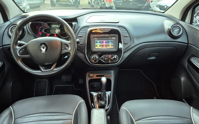 imagem-https://www.socarrao.com.br/sc-vehicle-images-prod/1028451/1777053183012-V2hhdHNBcHAgSW1hZ2UgMjAyNi0wNC0yNCBhdCAxMS4yMS41MiAoMSkuanBlZw.jpeg