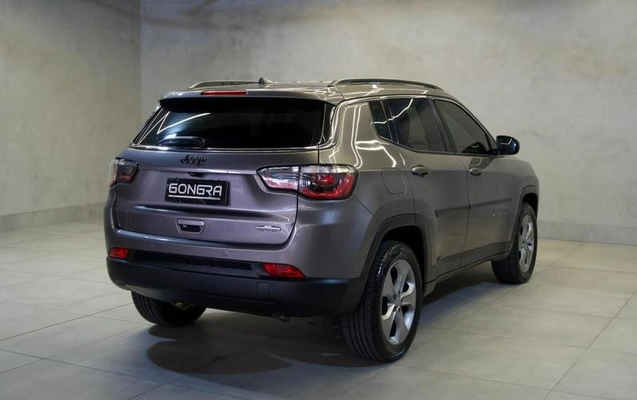 imagem-https://www.socarrao.com.br/sc-vehicle-images-prod/1028497/1789161962138-8024642_2_B_bd20130b32.jpeg