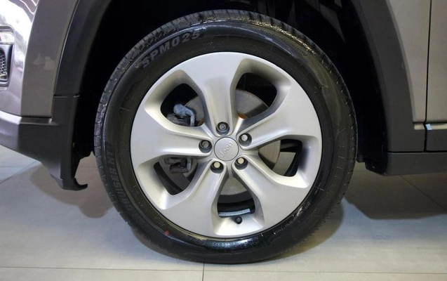 imagem-https://www.socarrao.com.br/sc-vehicle-images-prod/1028497/1789161962153-8024642_6_B_2a74dbfcc7.jpeg