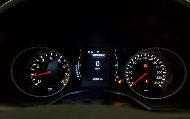 imagem-https://www.socarrao.com.br/sc-vehicle-images-prod/1028497/1789161962155-8024642_5_B_11c2dc194b.jpeg