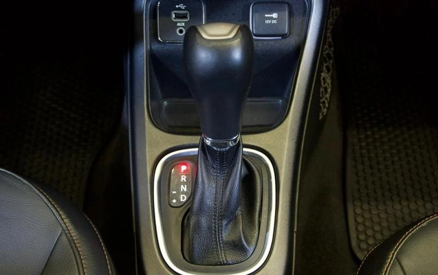 imagem-https://www.socarrao.com.br/sc-vehicle-images-prod/1028497/1789161962174-8024642_13_B_b88b9c3157.jpeg