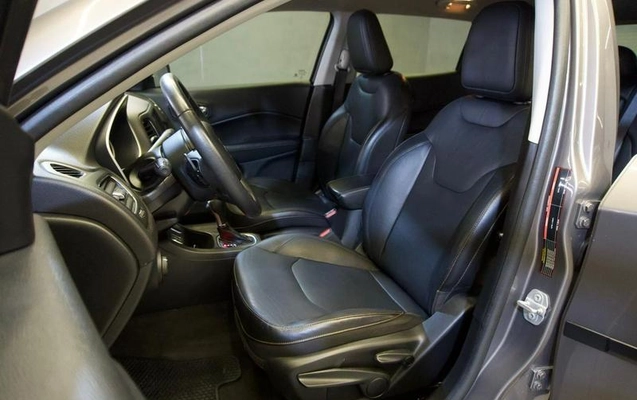 imagem-https://www.socarrao.com.br/sc-vehicle-images-prod/1028497/1789161962181-8024642_17_B_e7a5db5530.jpeg