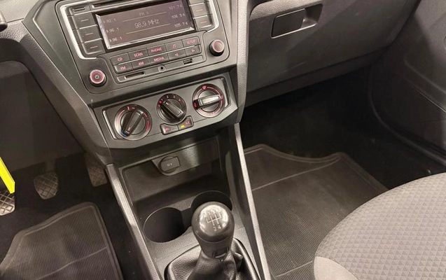 imagem-https://www.socarrao.com.br/sc-vehicle-images-prod/1028530/1785274346370-8018873_14_B_d153f27870.jpeg