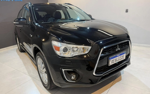 imagem-https://www.socarrao.com.br/sc-vehicle-images-prod/1028634/1777055358723-003_1efe7267c83f3ce8ce23cee0b307c409.jpeg