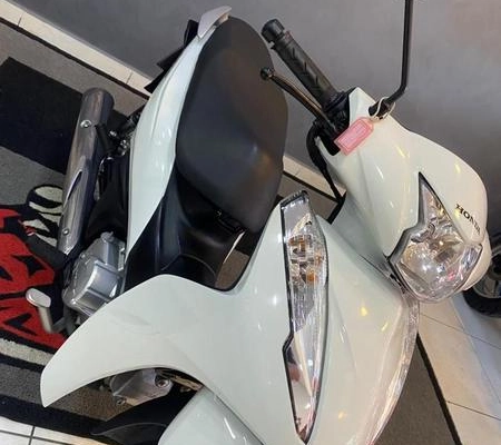 imagem-https://www.socarrao.com.br/sc-vehicle-images-prod/1028764/1786039734908-7997985_8_B_eda1383816.jpeg