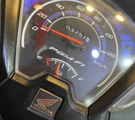imagem-https://www.socarrao.com.br/sc-vehicle-images-prod/1028764/1786039734911-7997985_2_B_484b626a4c.jpeg