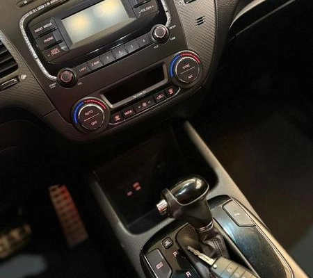imagem-https://www.socarrao.com.br/sc-vehicle-images-prod/1028820/1778079966931-8025361_14_B_7bd89281b7.jpeg