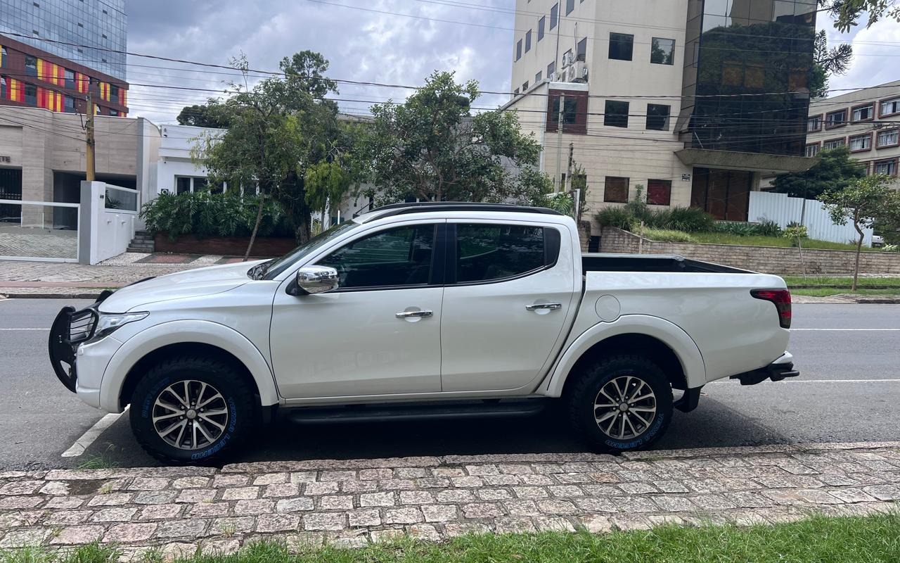 Mitsubishi L200 2020 Branco — foto 1 de 3