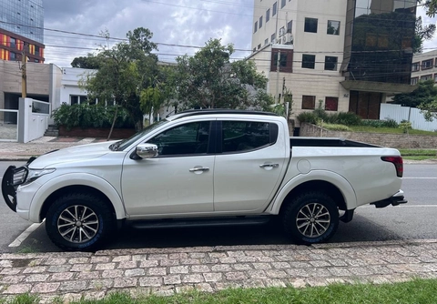 Mitsubishi L200 2020 Branco — foto 1 de 3