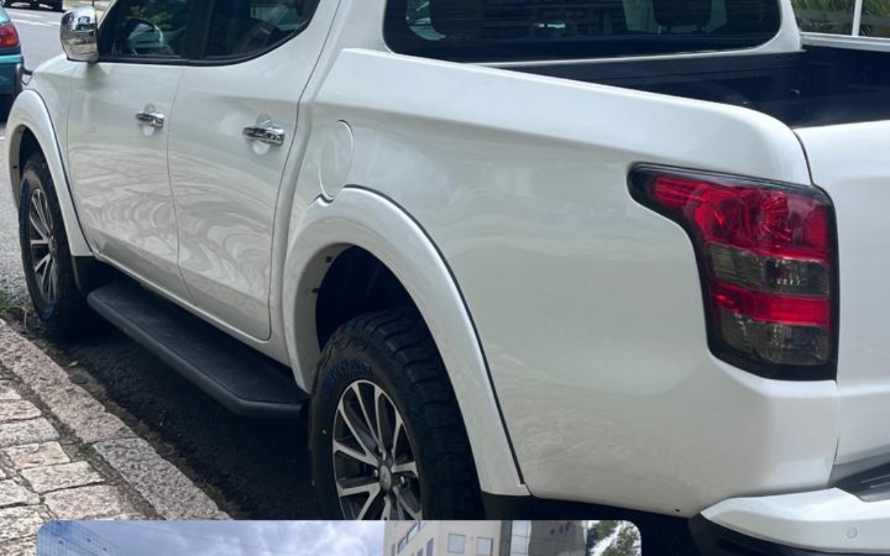 imagem-https://www.socarrao.com.br/sc-vehicle-images-prod/1028866/1777059820067-V2hhdHNBcHAgSW1hZ2UgMjAyNi0wNC0yNCBhdCAwOS41OS4wNyAoMykuanBlZw.jpeg