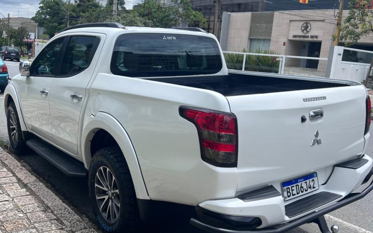 imagem-https://www.socarrao.com.br/sc-vehicle-images-prod/1028866/1777059820351-V2hhdHNBcHAgSW1hZ2UgMjAyNi0wNC0yNCBhdCAwOS41OS4wNyAoMikuanBlZw.jpeg
